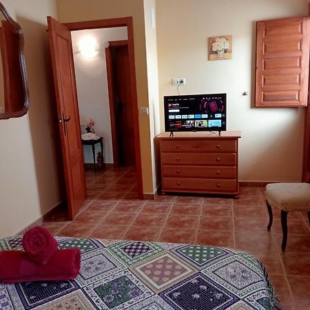 Casa Camille.Villares Elche De La Sierra Eksteriør billede