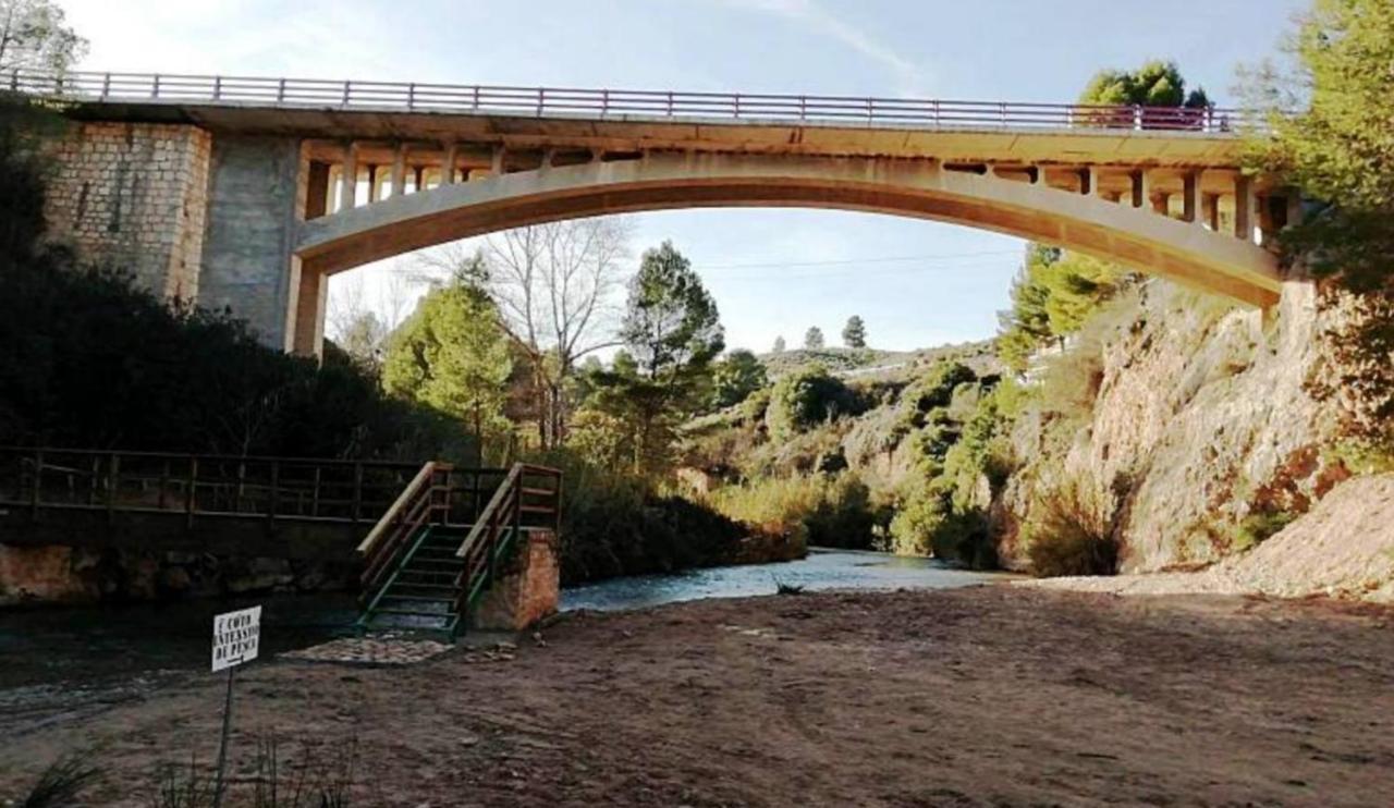 Casa Camille.Villares Elche De La Sierra Eksteriør billede