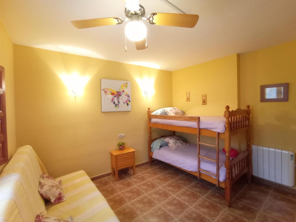 Casa Camille.Villares Elche De La Sierra Eksteriør billede