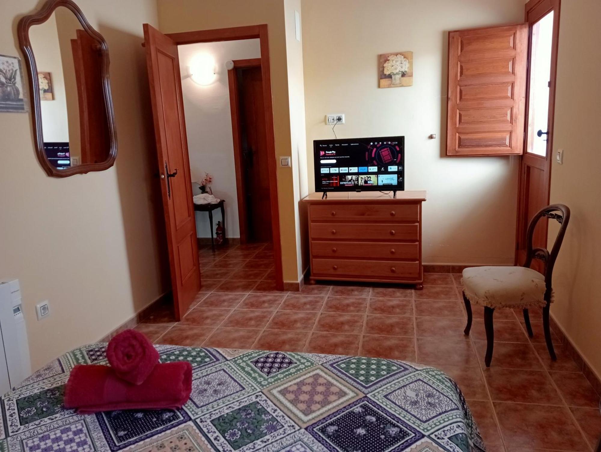 Casa Camille.Villares Elche De La Sierra Eksteriør billede